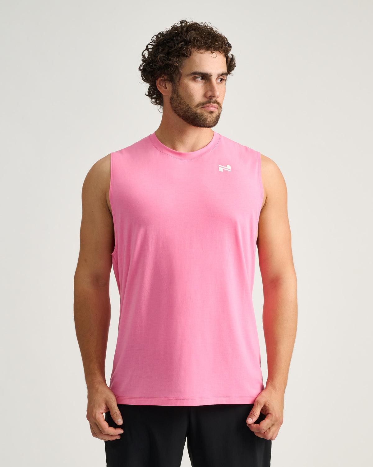 Men's Training Muscle Tank Top
Model 179 cm / size L
#color_candy-pink