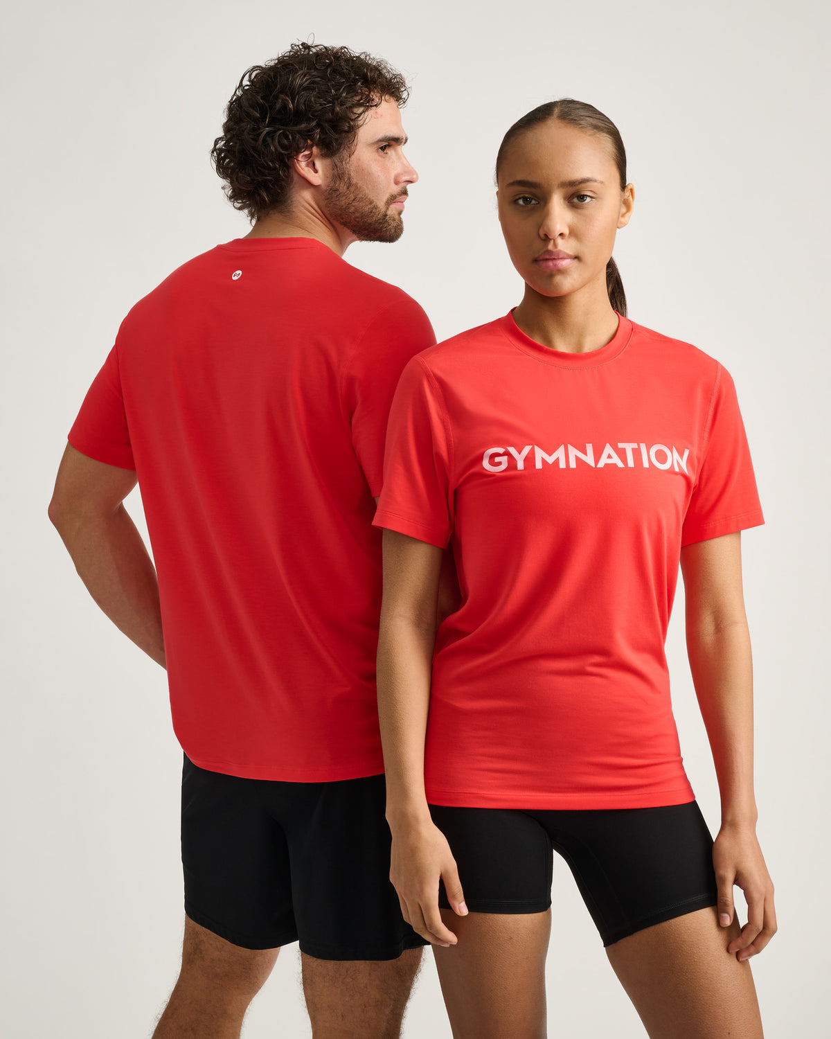Gymnation t-shirt
Model Male 179cm size M / Female 167 size XXS
#color_candy-red