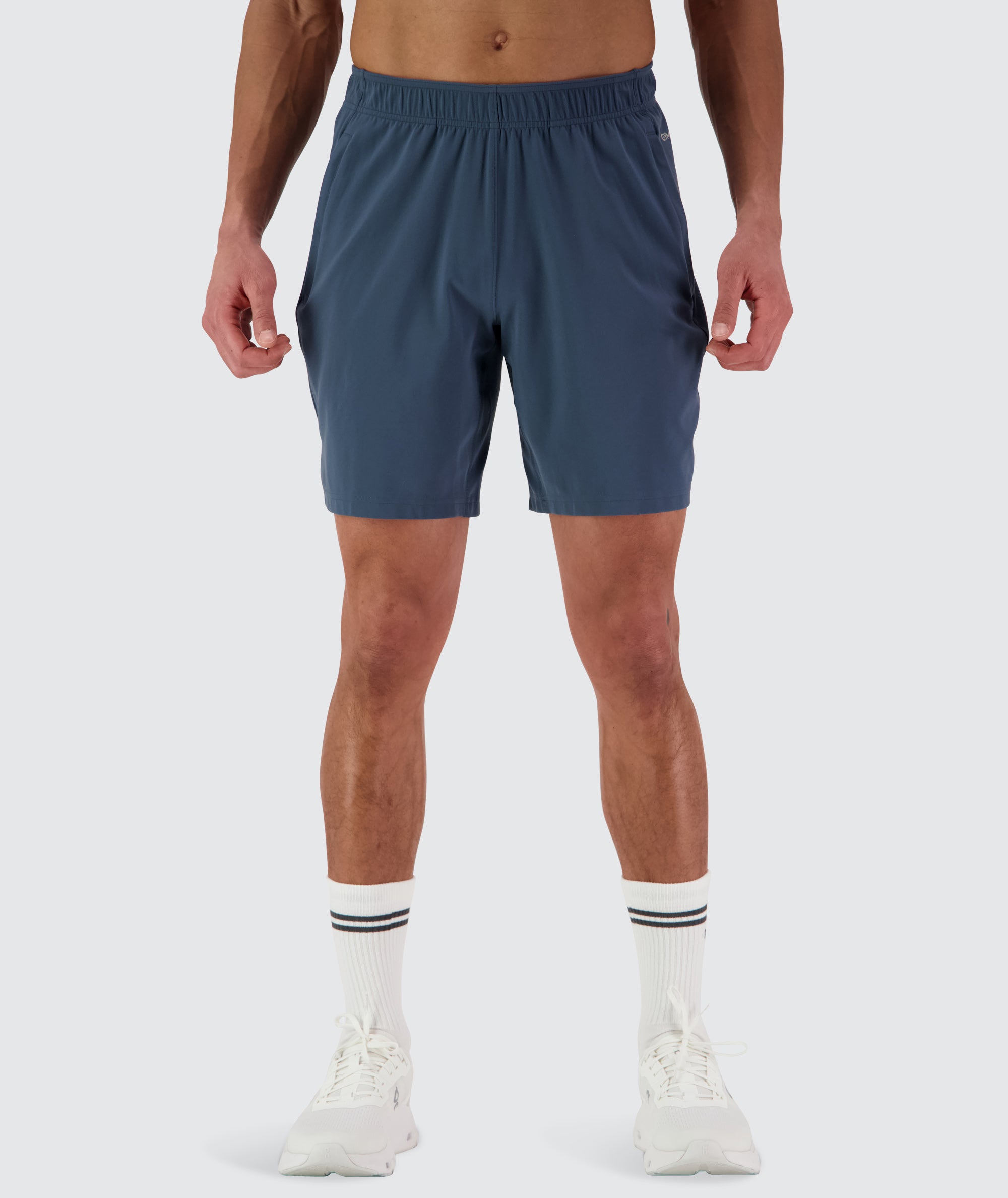 Men's SuperSoft Shorts Model 184 cm / size L #color_dusty-navy