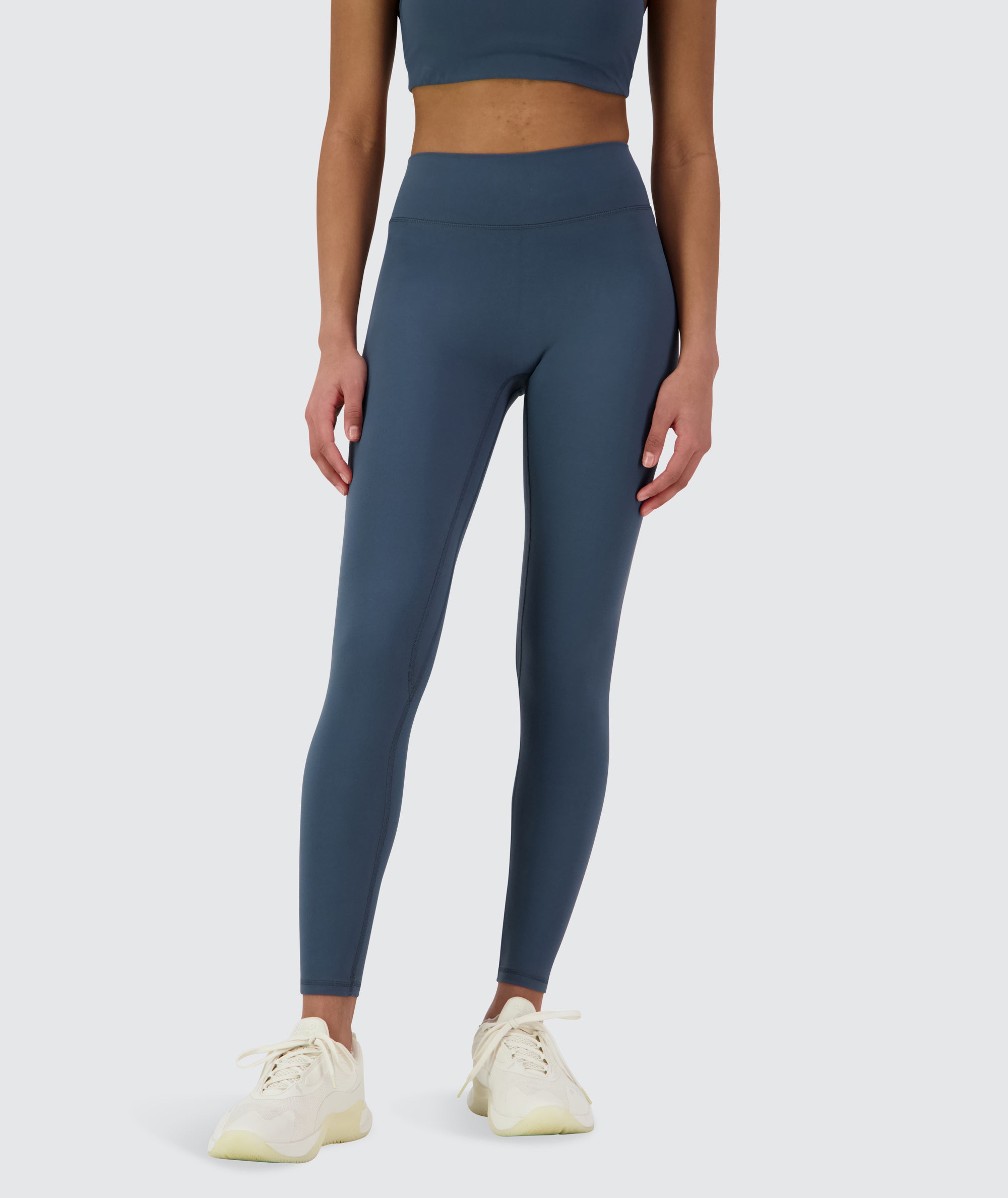 SuperSoft Seamless Leggings Model 167cm / Size S #color_dusty-navy