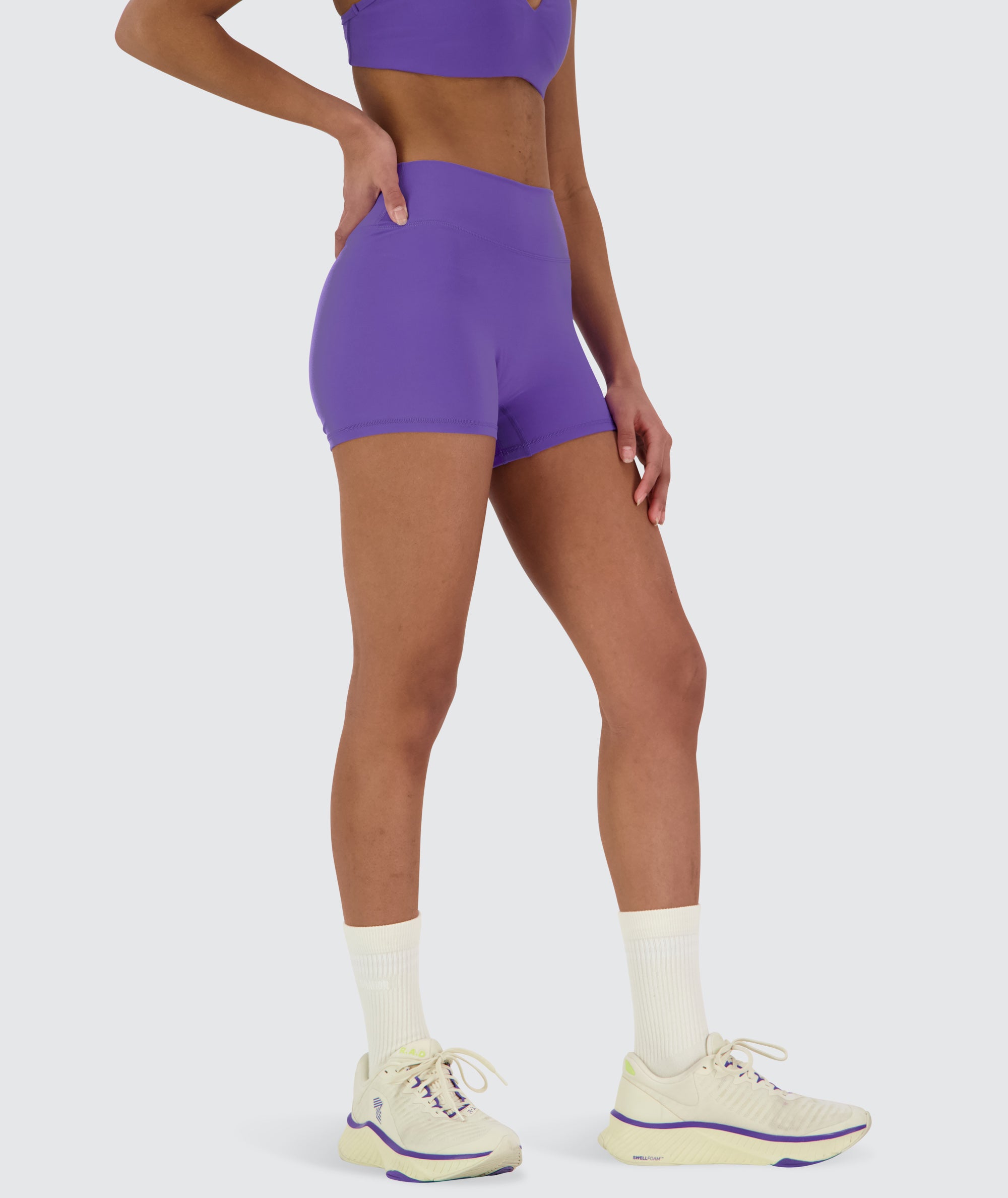 SuperSoft Seamless Shorts #color_violet-vibe