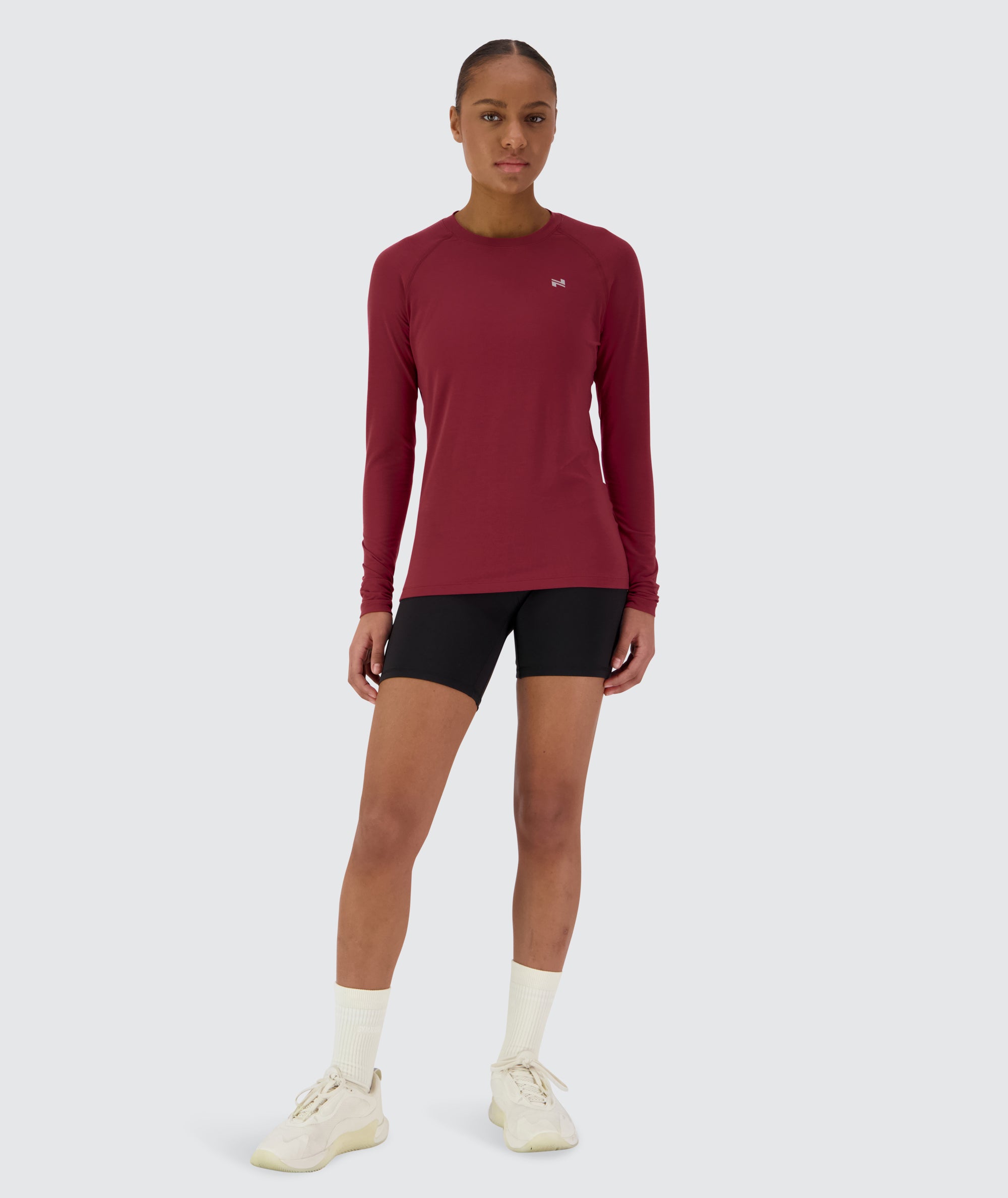 women's training longsleeve #color_garnet-red