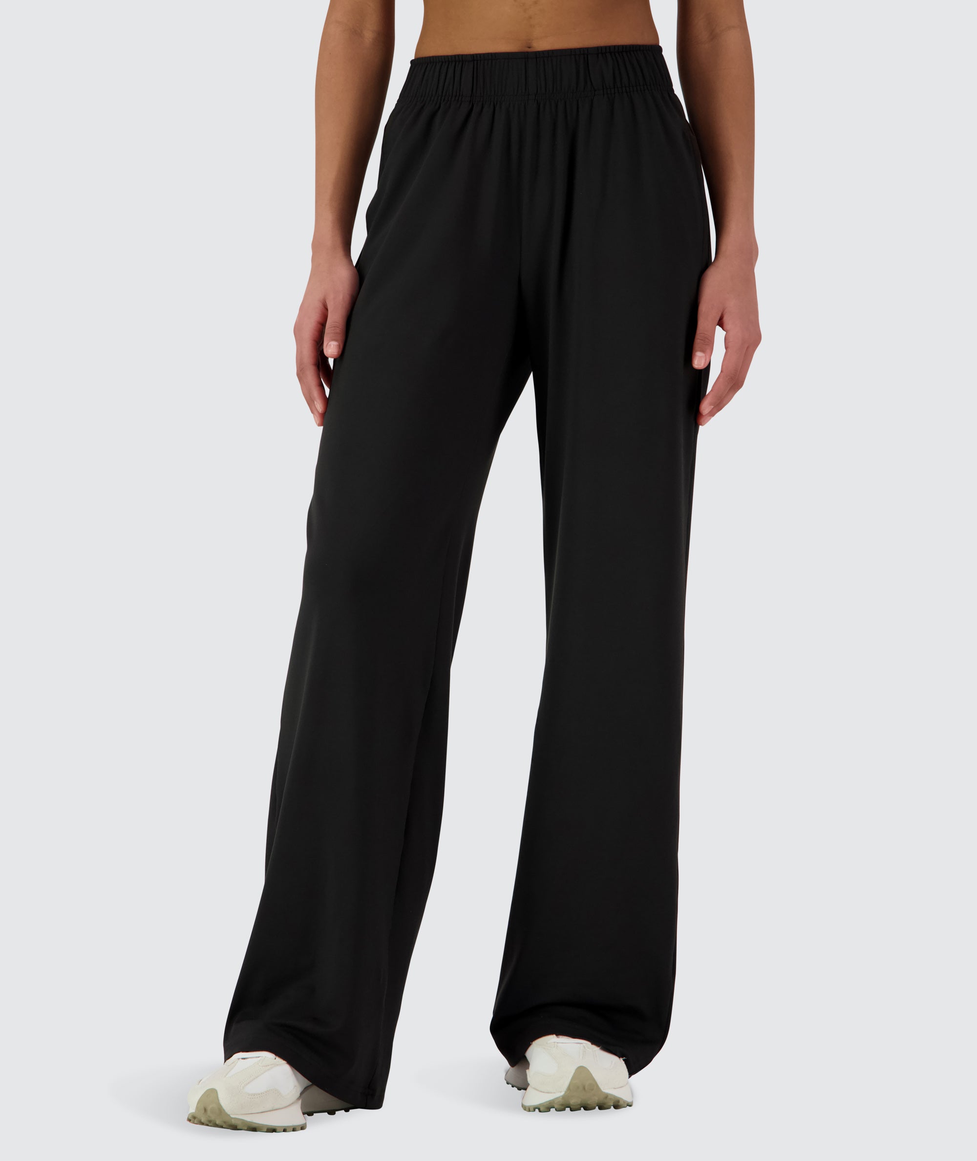 Gymnation Wideleg ComfyKnit Pants Model 167 cm / size S #color_black