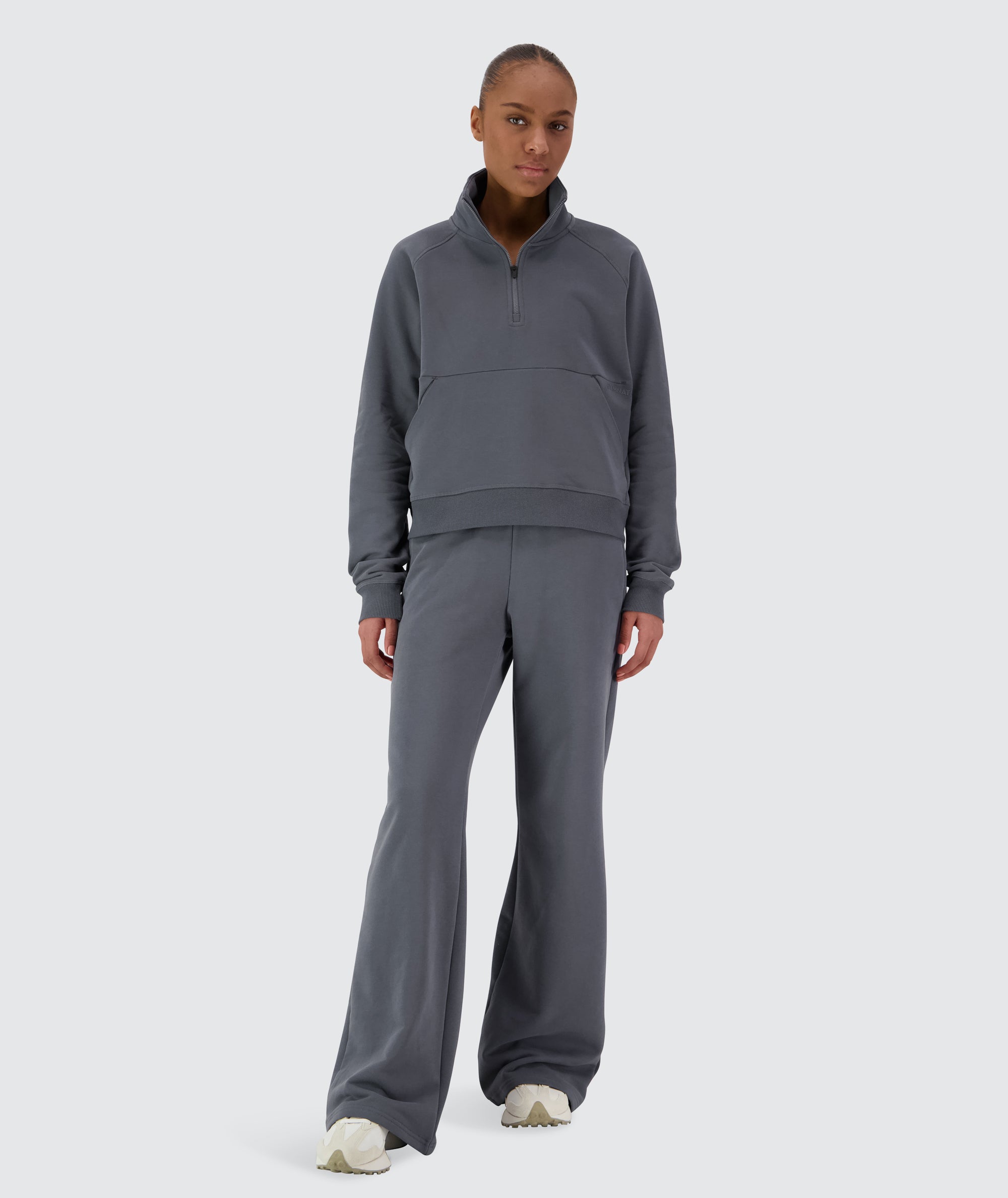Women Wideleg Sweatpants #color_dark-grey