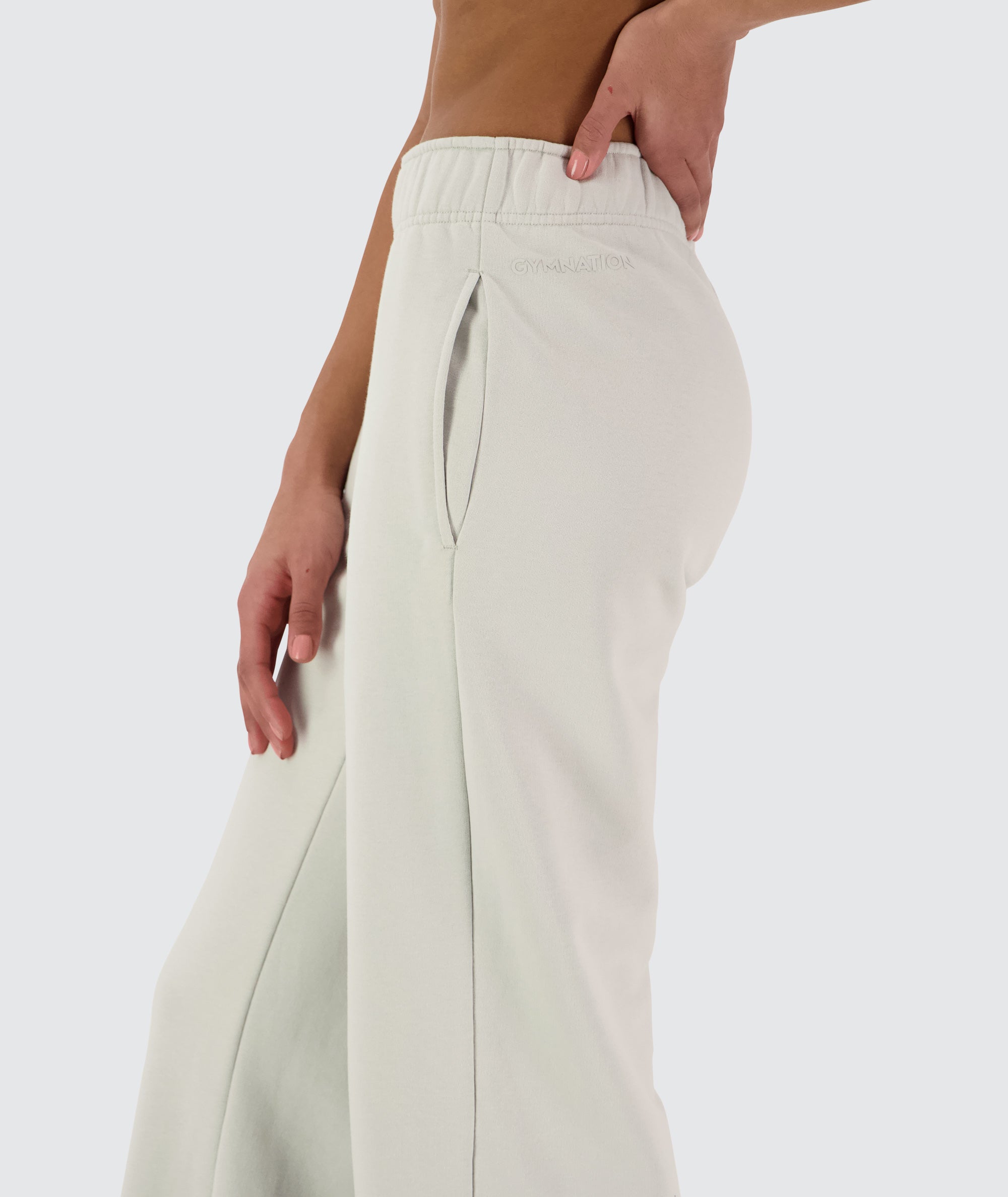 Women Wideleg Sweatpants #color_cool-grey