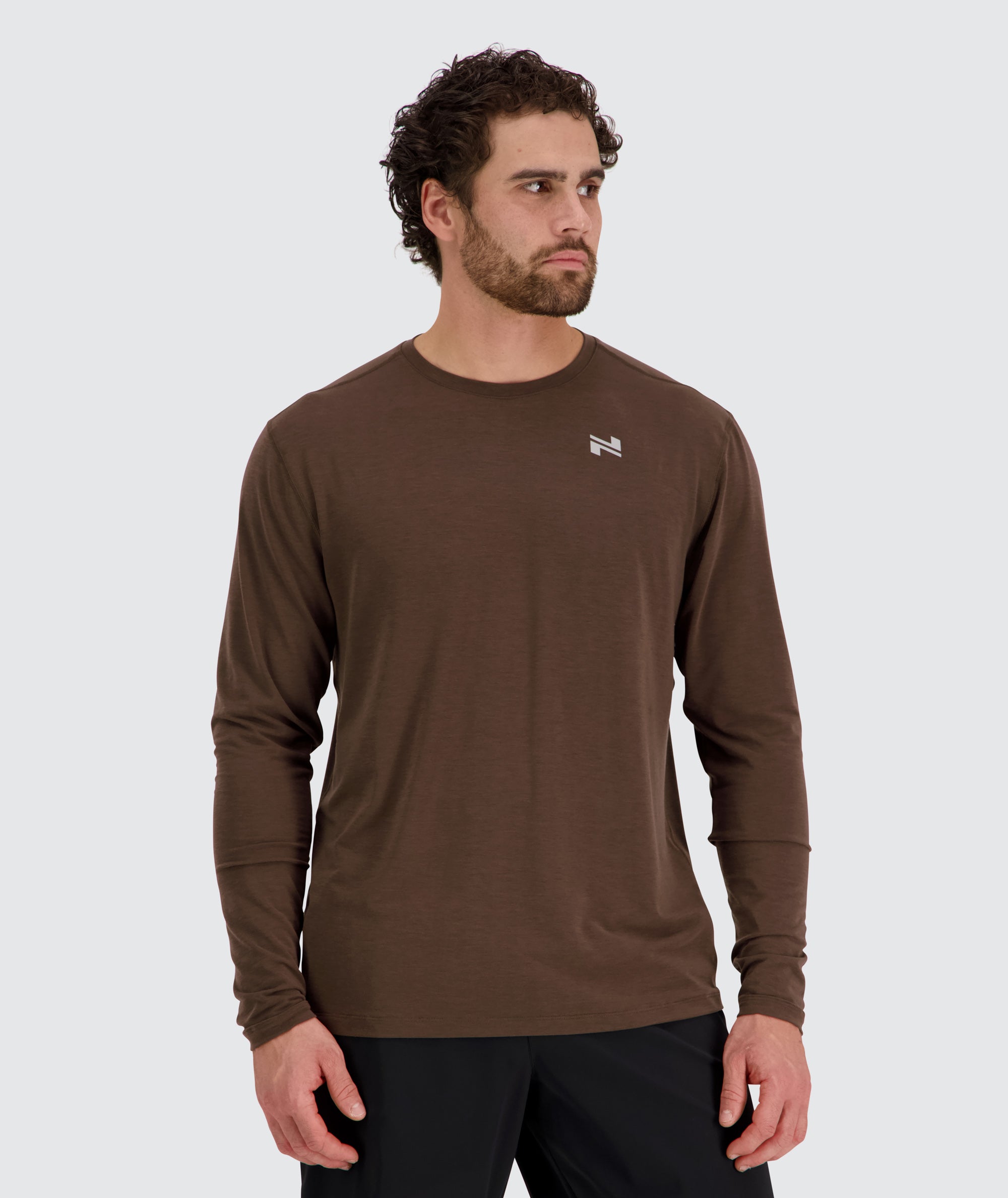 Men's Longsleeve Model 179 cm / size L#color_coffee-bean