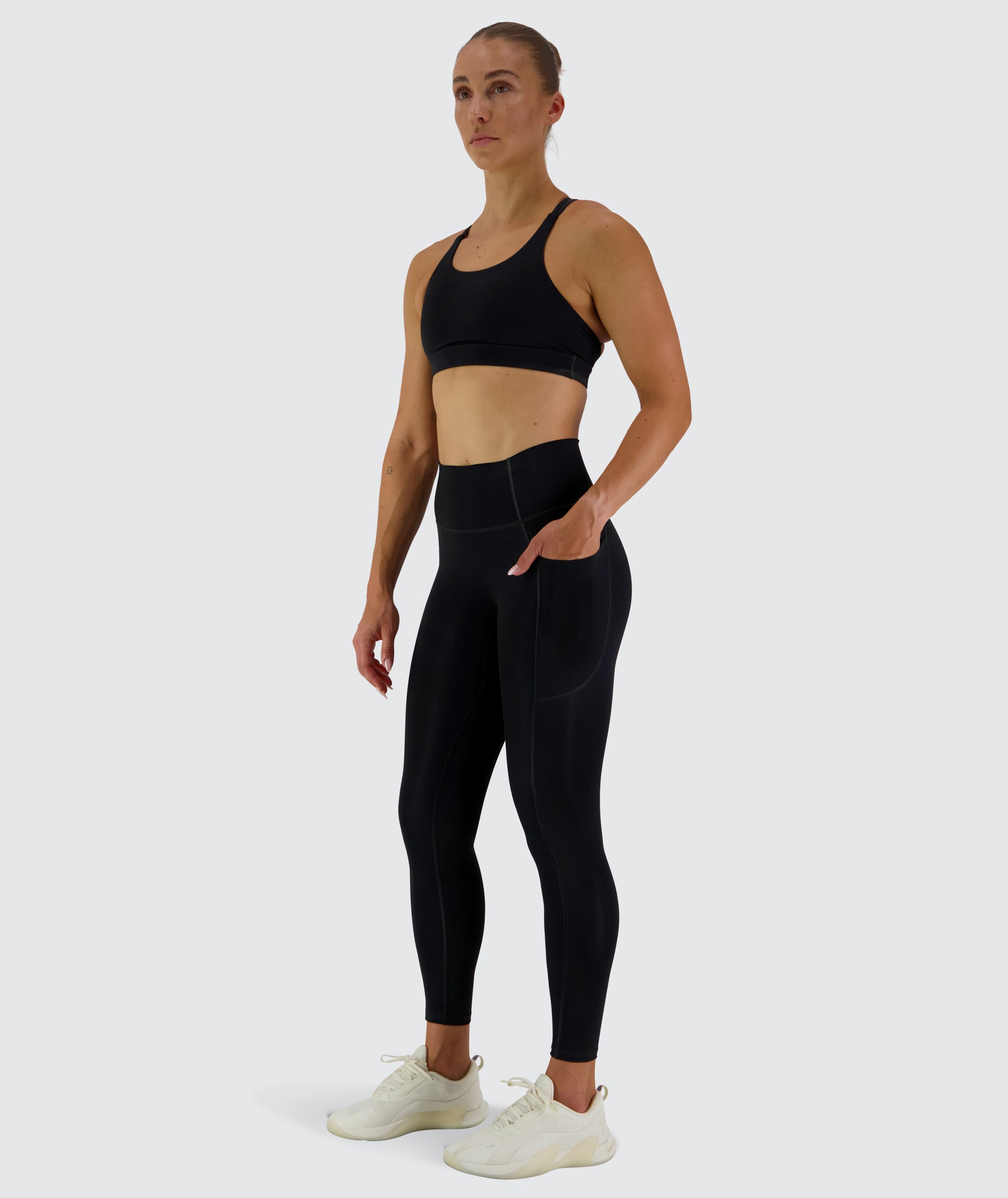 EveryForm Pocket Tights #color_Black
