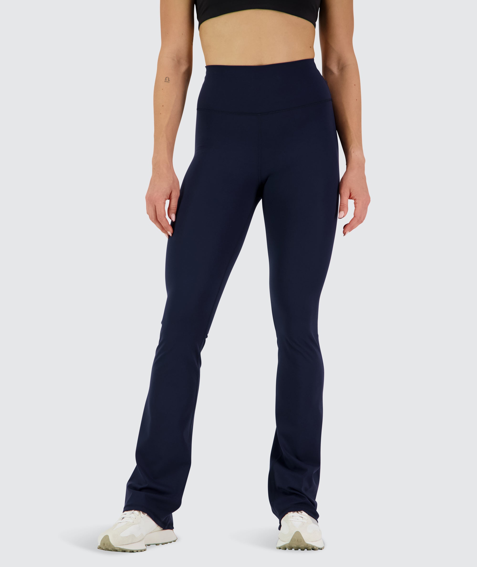 Women's Flared Everyday Tights Dark Navy, Model 176 cm / size S#color_dark-navy