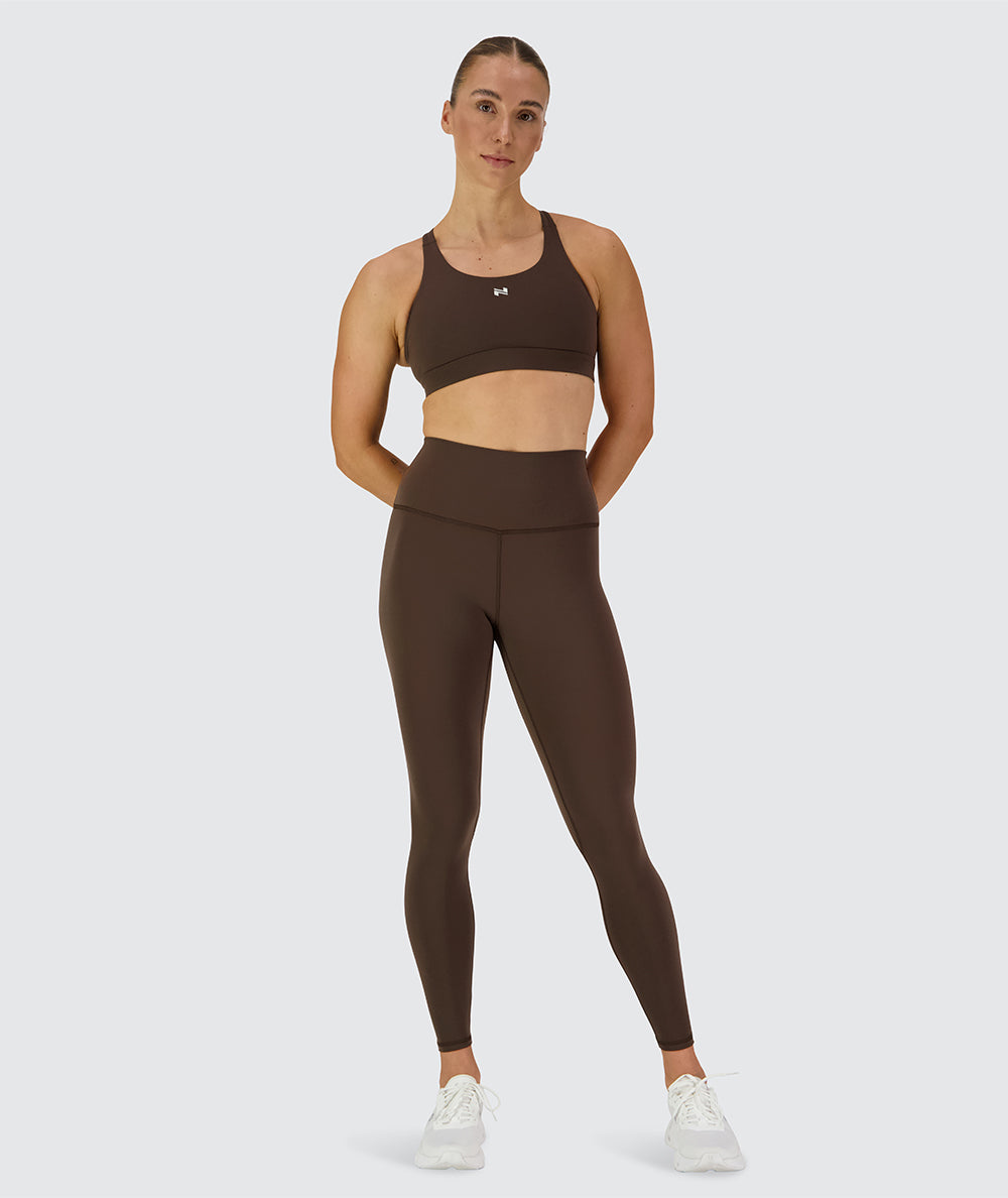 Performance sports bra, Model 176 cm / size S#color_coffee-bean