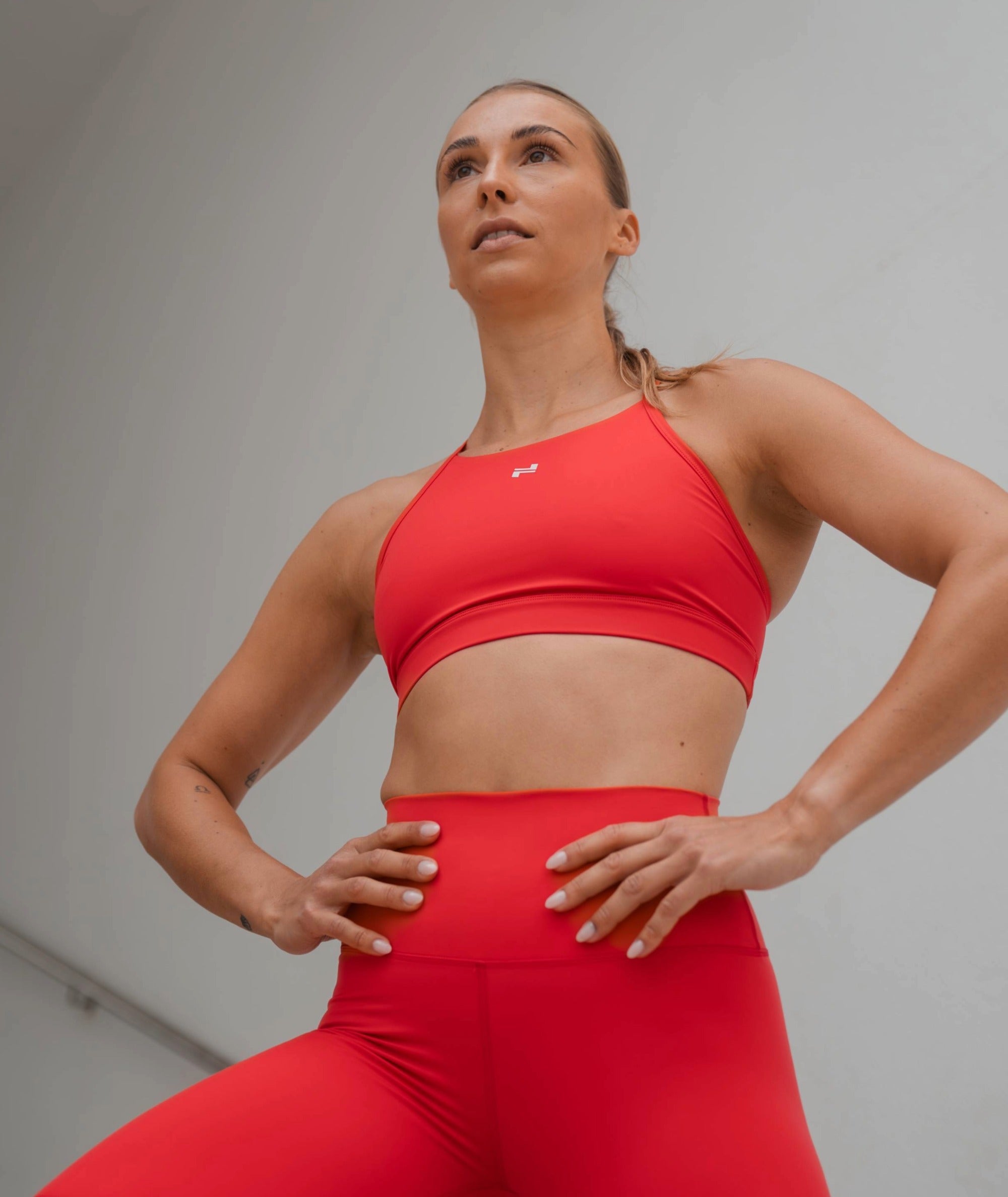 Training sports bra #color_candy-red