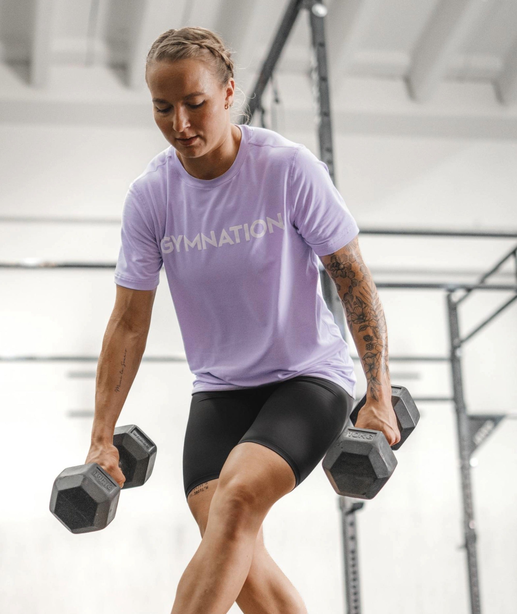 Best women's t-shirt for crossfit training#color_lavender
