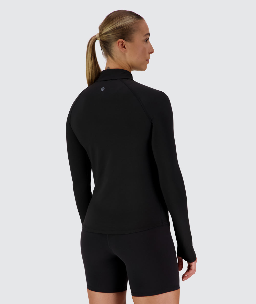 Women's super comfy half-zip, Model 176 cm / size S#color_black