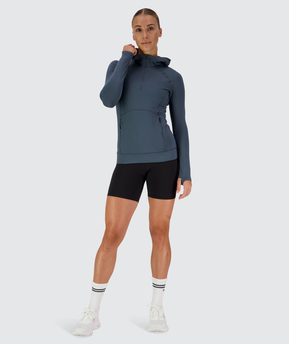 Women's hoodie for training, Model 176 cm / size S#color_dusty-navy