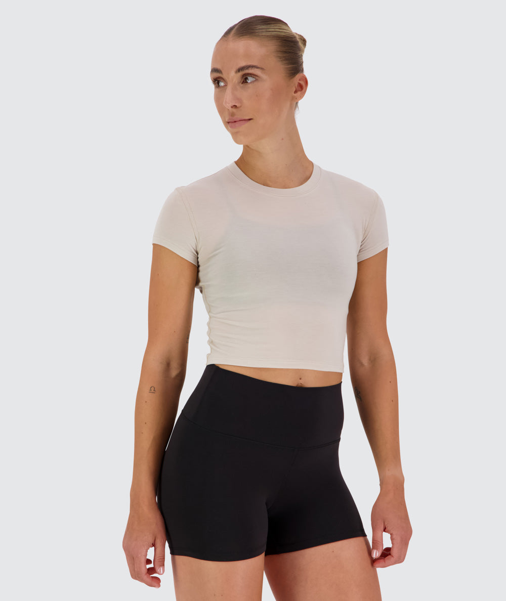 Women's Cropped Short sleeve, Model 176 cm / size S#color_oat