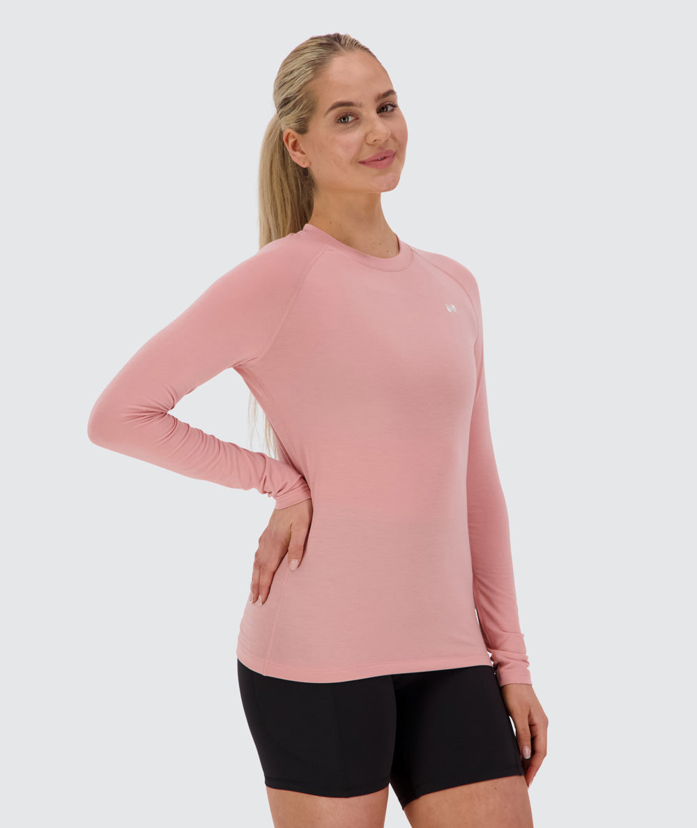 Women's training longsleeve, Model 173 cm / size S #color_mauve-pink