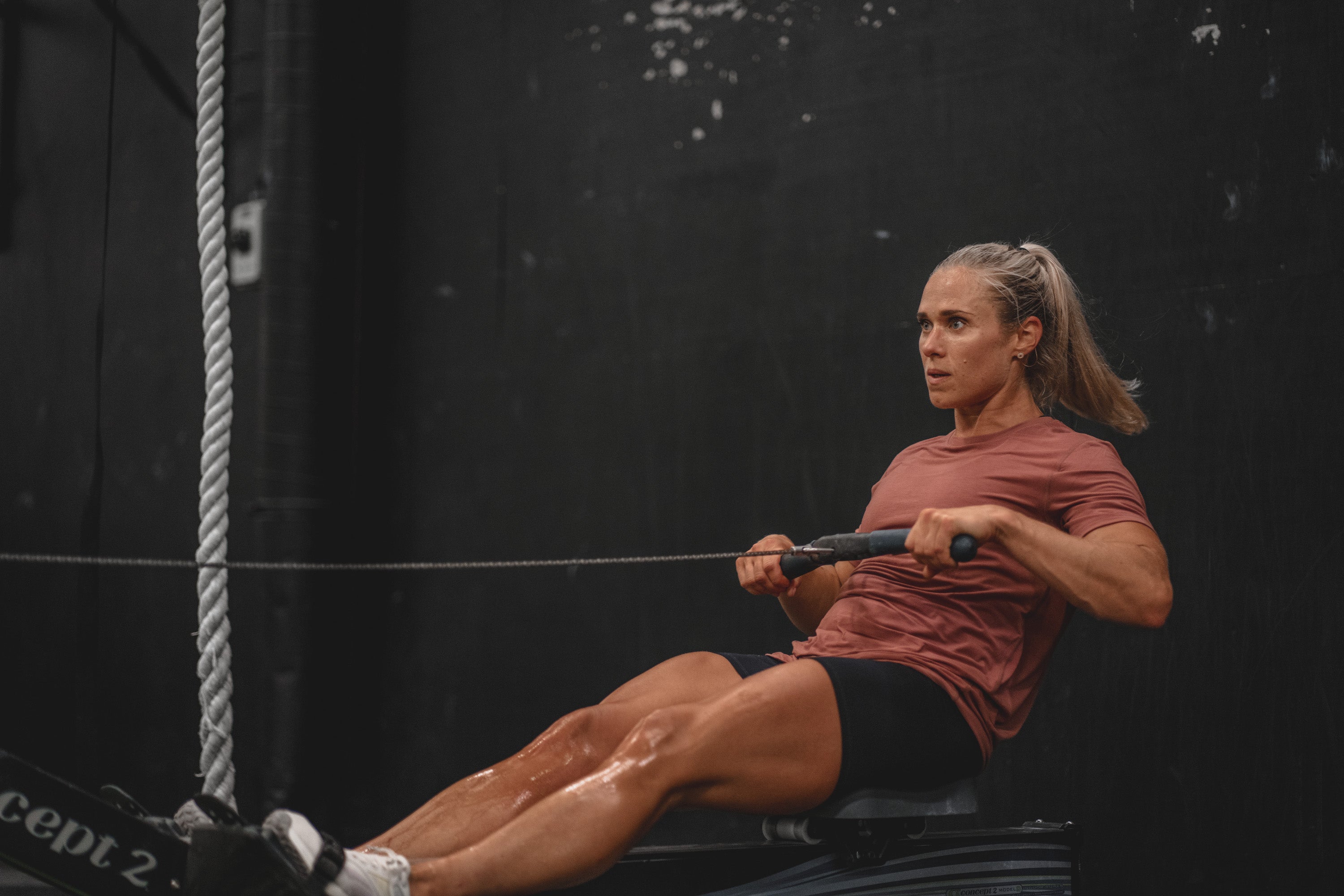 Gymnation x Dozen urheilijoiden logotilaus