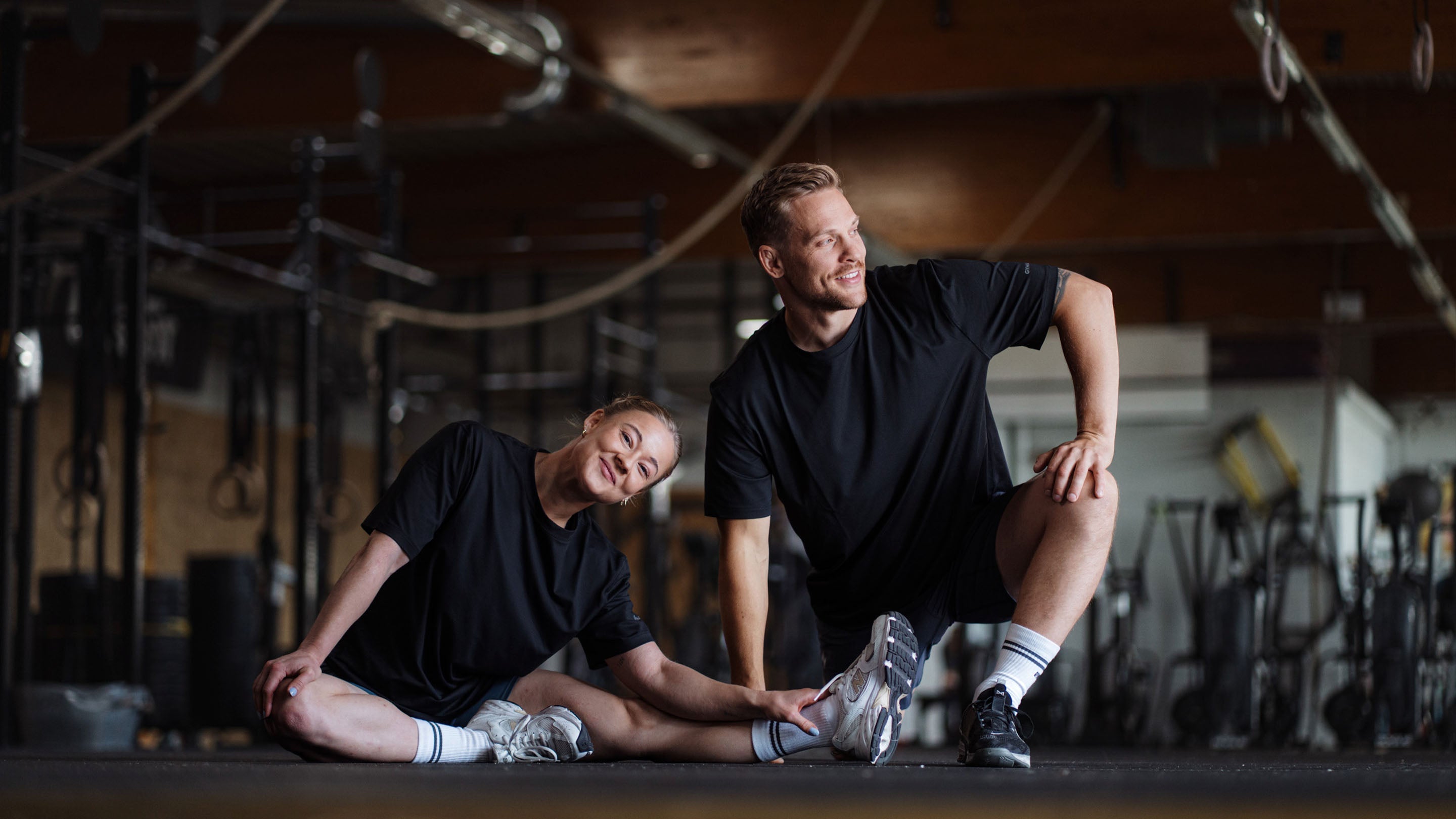 Oulu Firefighters x GYMNATION vaatetilaus ilman logoa