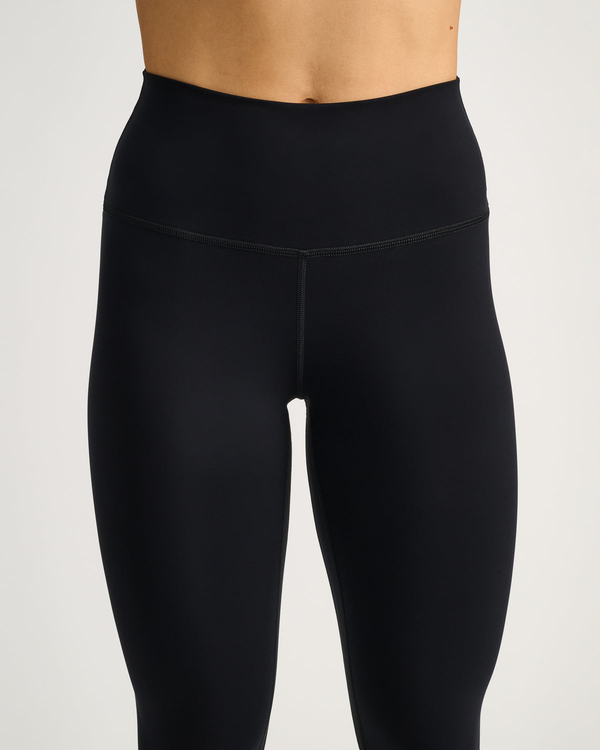 High-Waist Training Tights #color_black