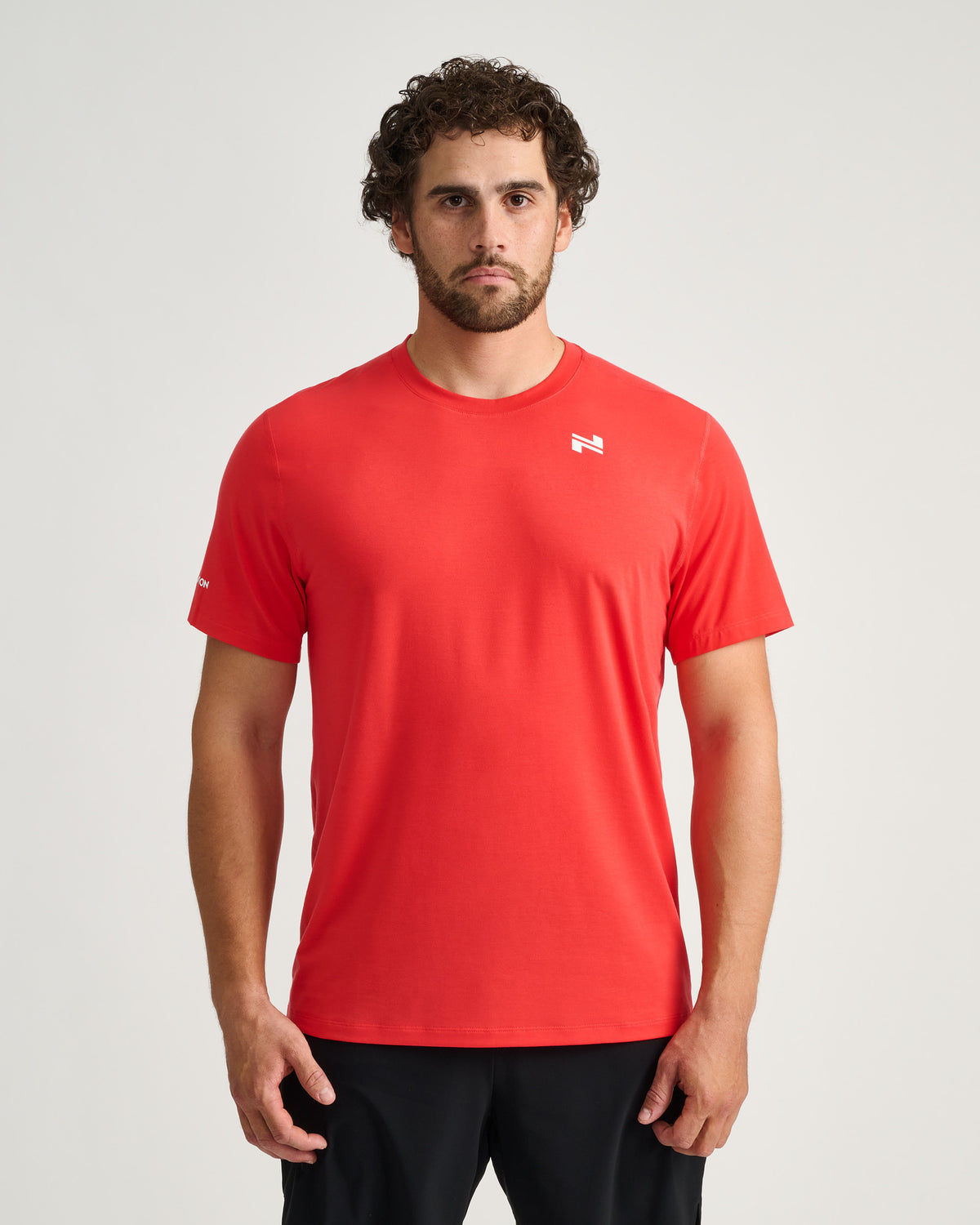 Men's Training T-Shirt
Model 179 cm / size L
#color_candy-red