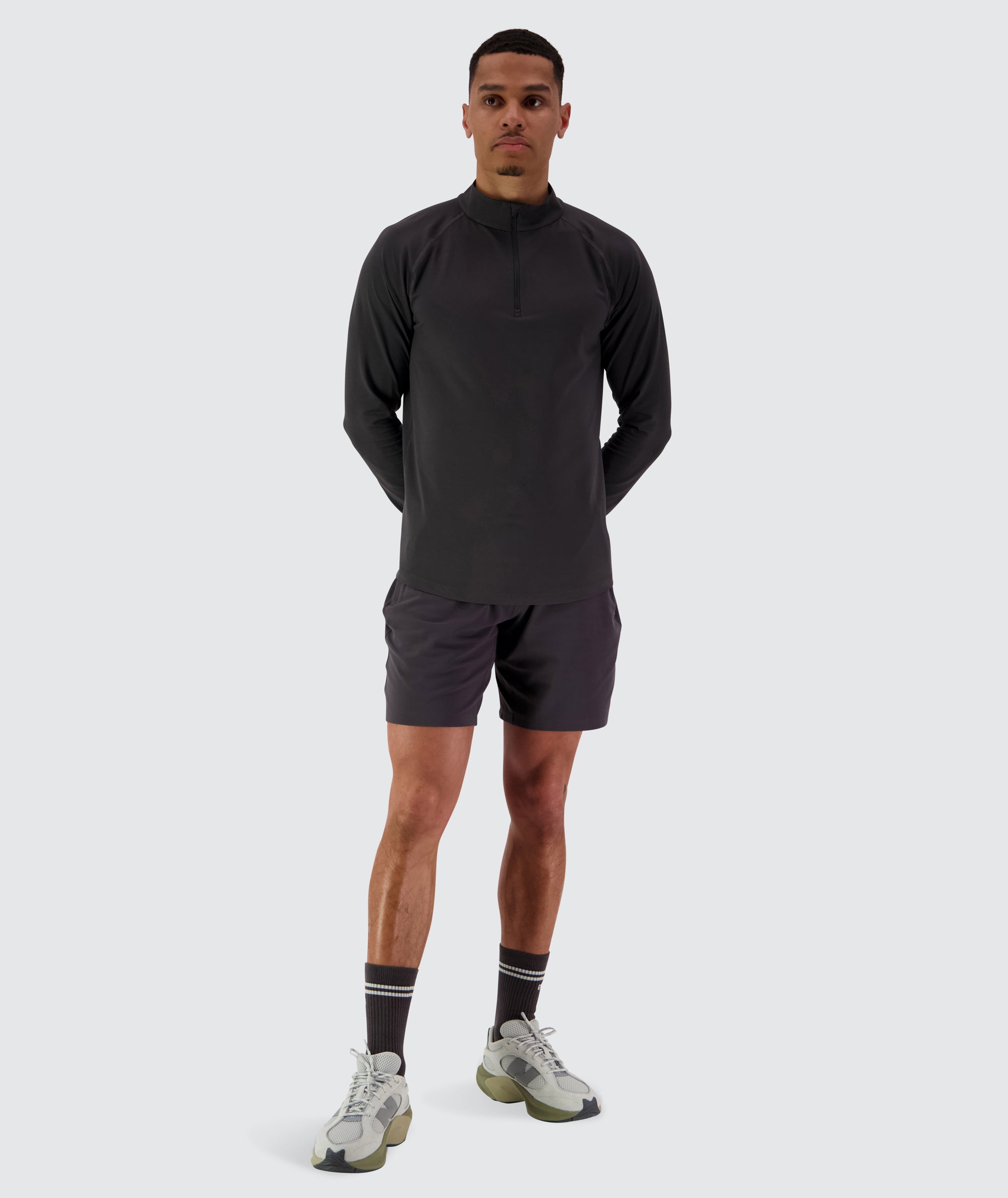 Men's light and sporty half-zip #color_gravel-grey