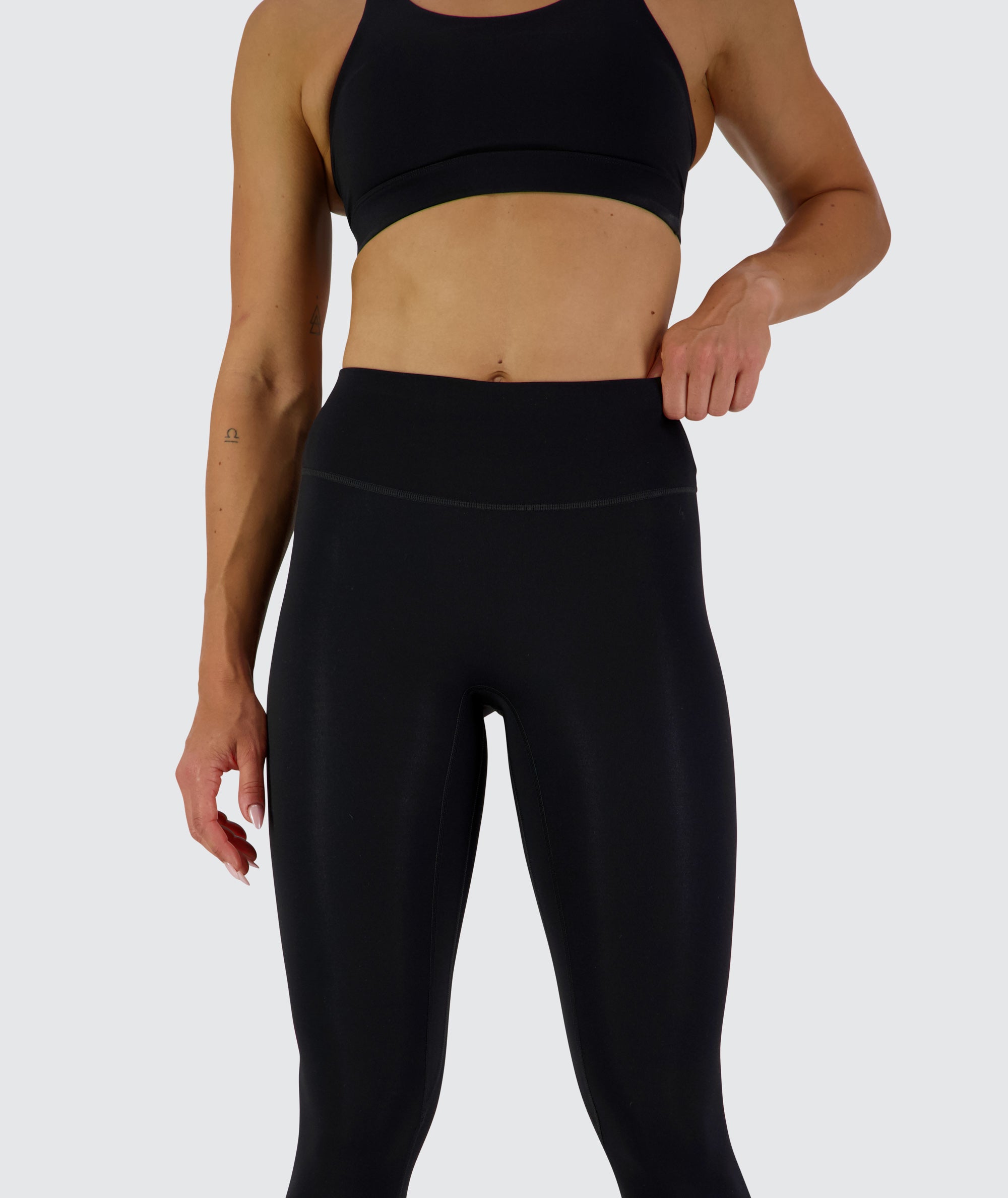 EveryForm Tights #color_black