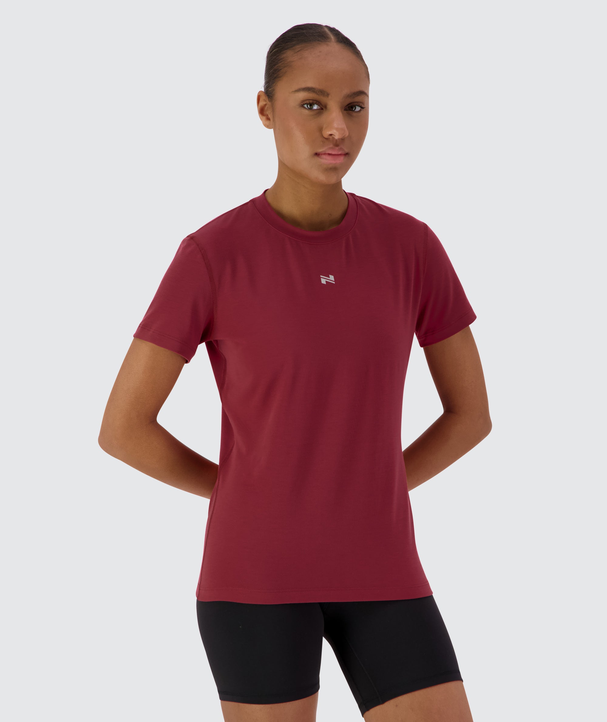 women's training tee #color_garnet-red