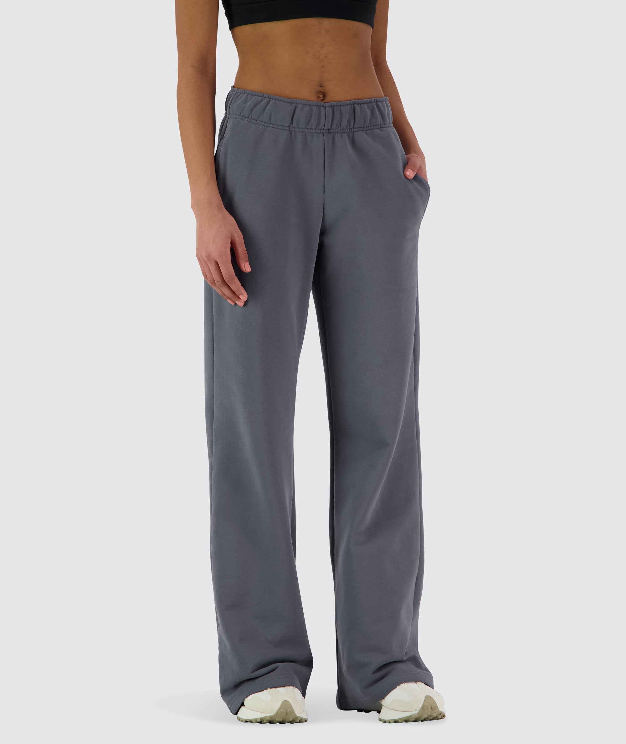 Women Wideleg Sweatpants #color_dark-grey