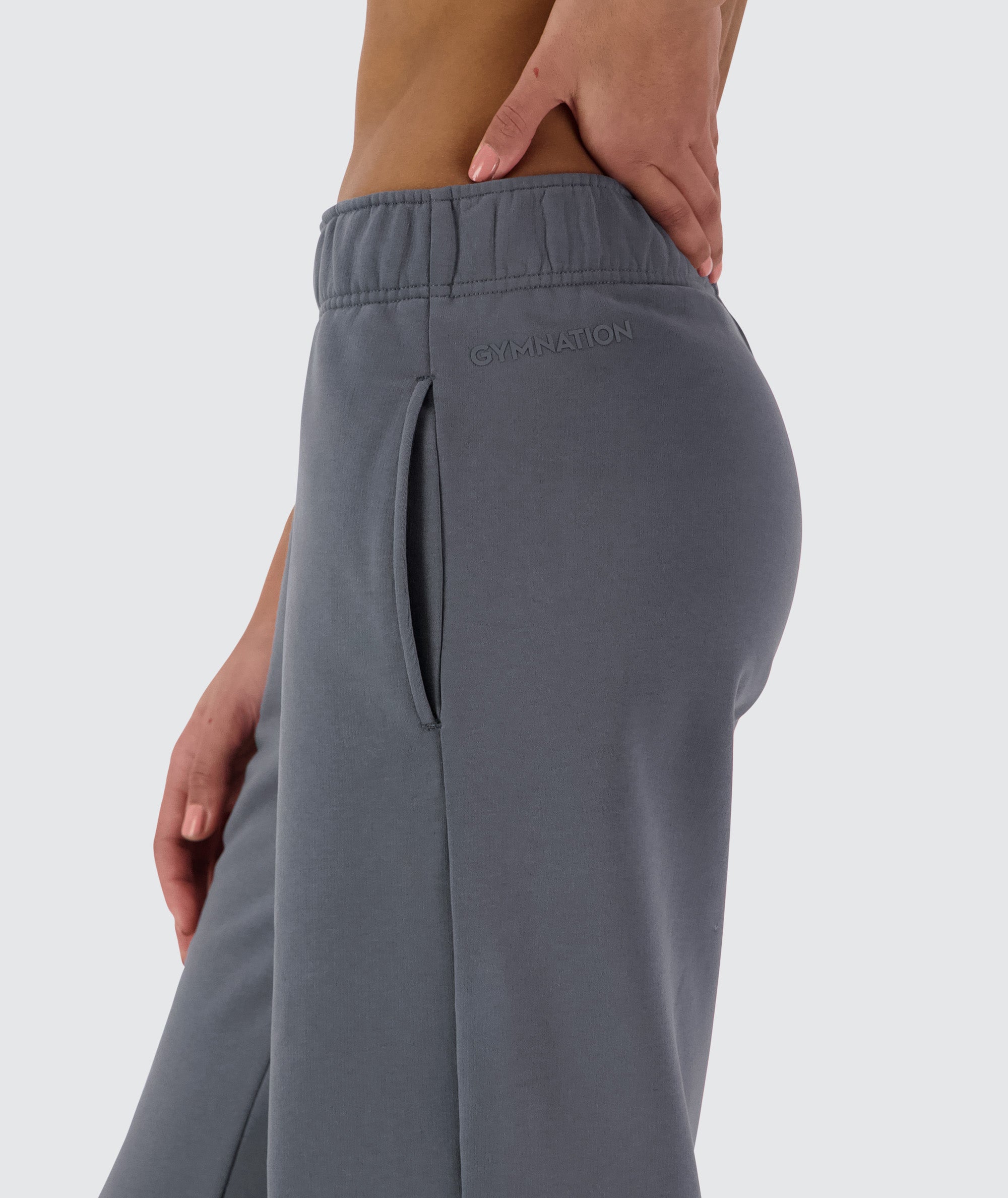 Women Wideleg Sweatpants #color_dark-grey