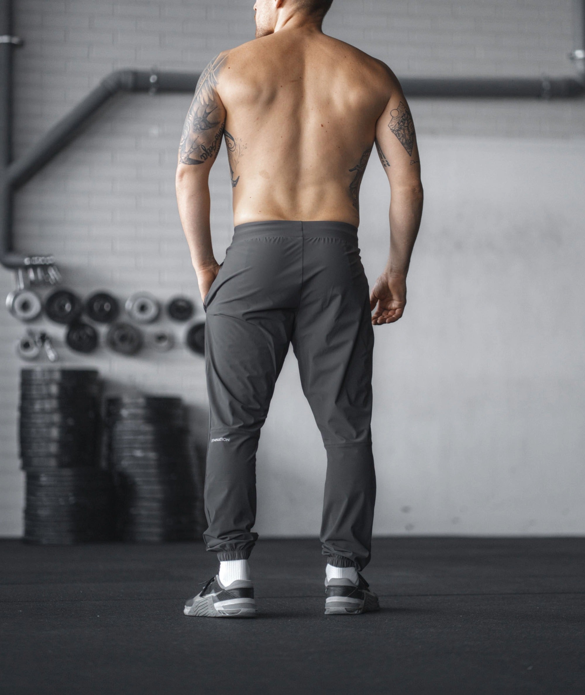 Men's performance joggers 2.0 #color_gravel-grey