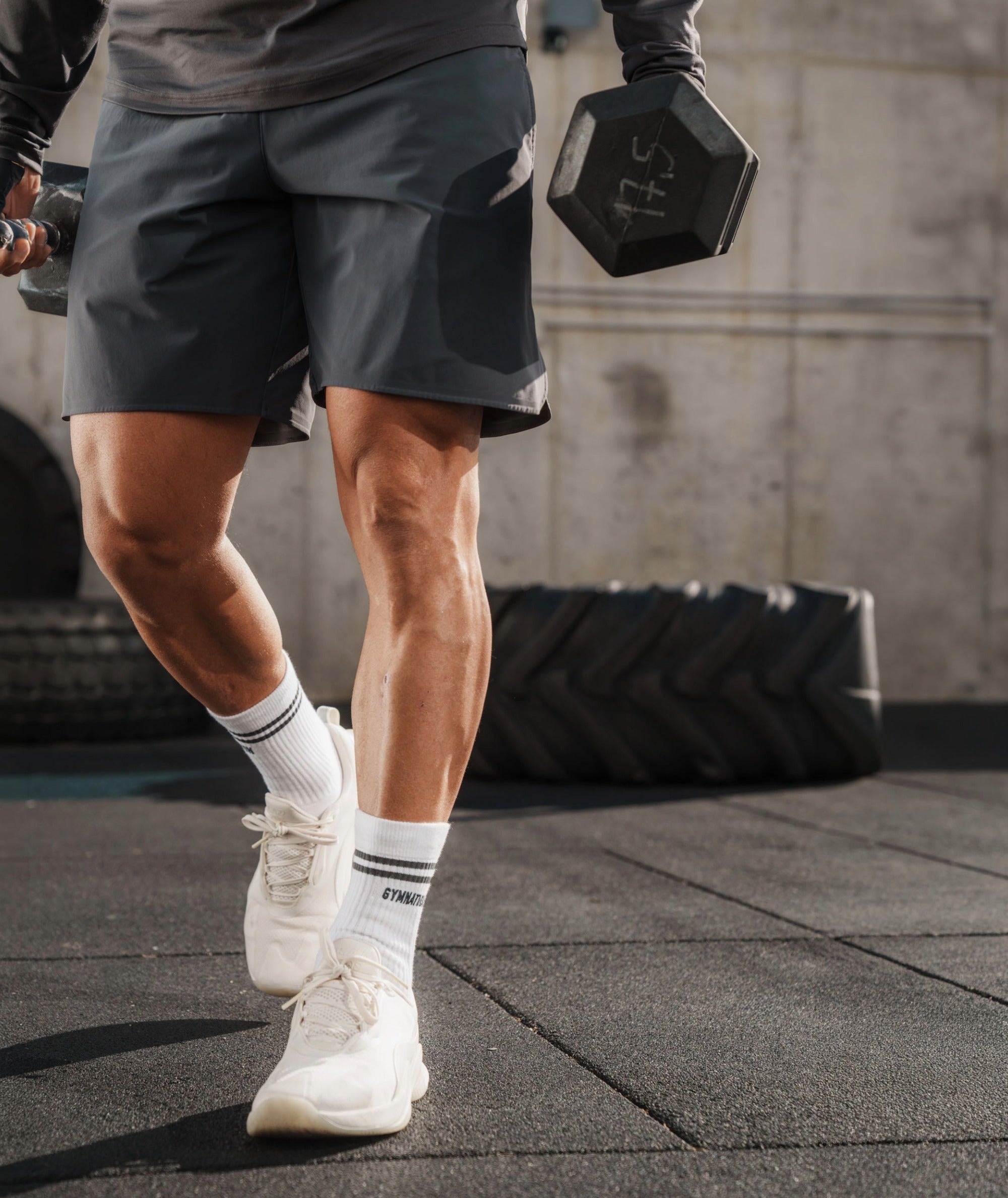 Men's performance shorts #color_gravel-grey
