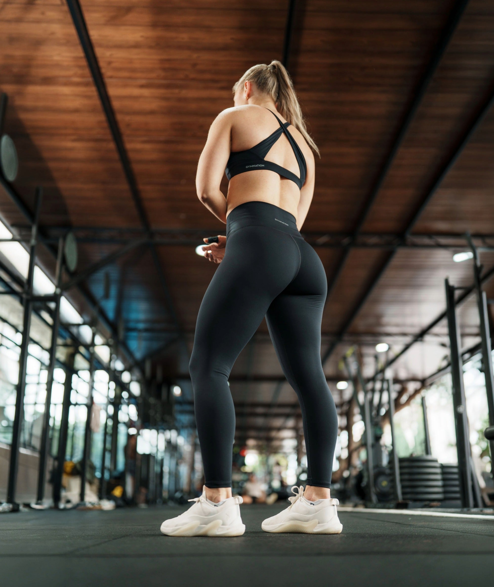 Performance sports bra #color_black