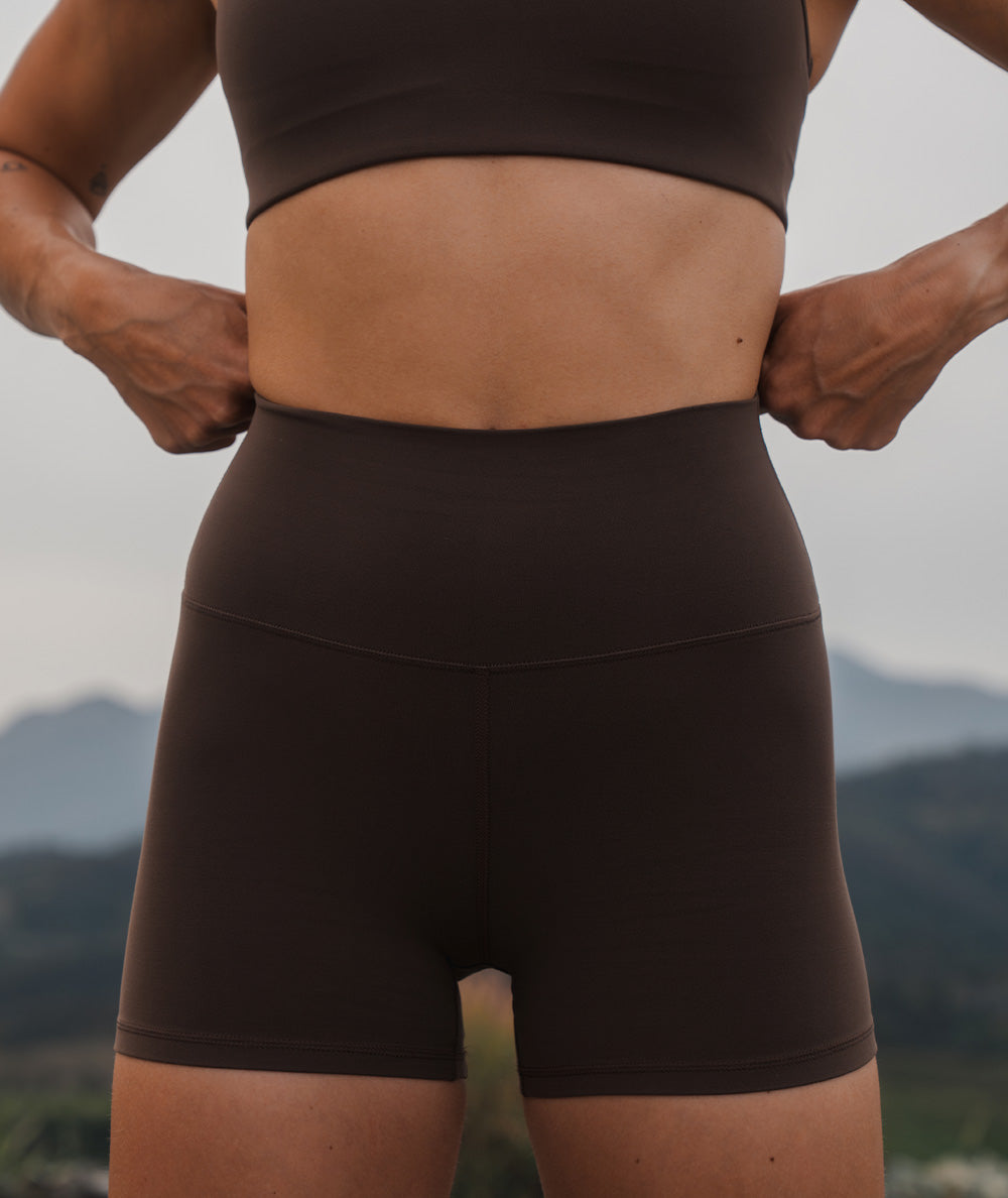 Short supersoft shorts, Model 176 cm / size S#color_coffee-bean