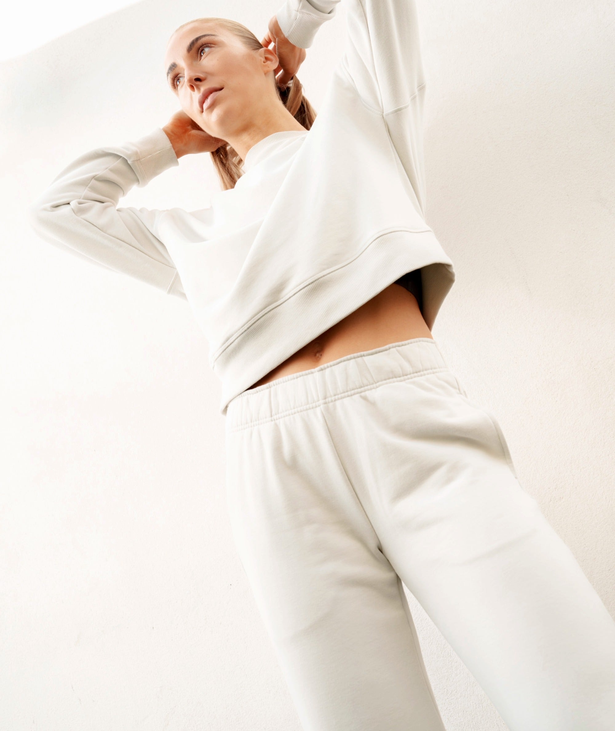 Women Wideleg Sweatpants #color_cool-grey