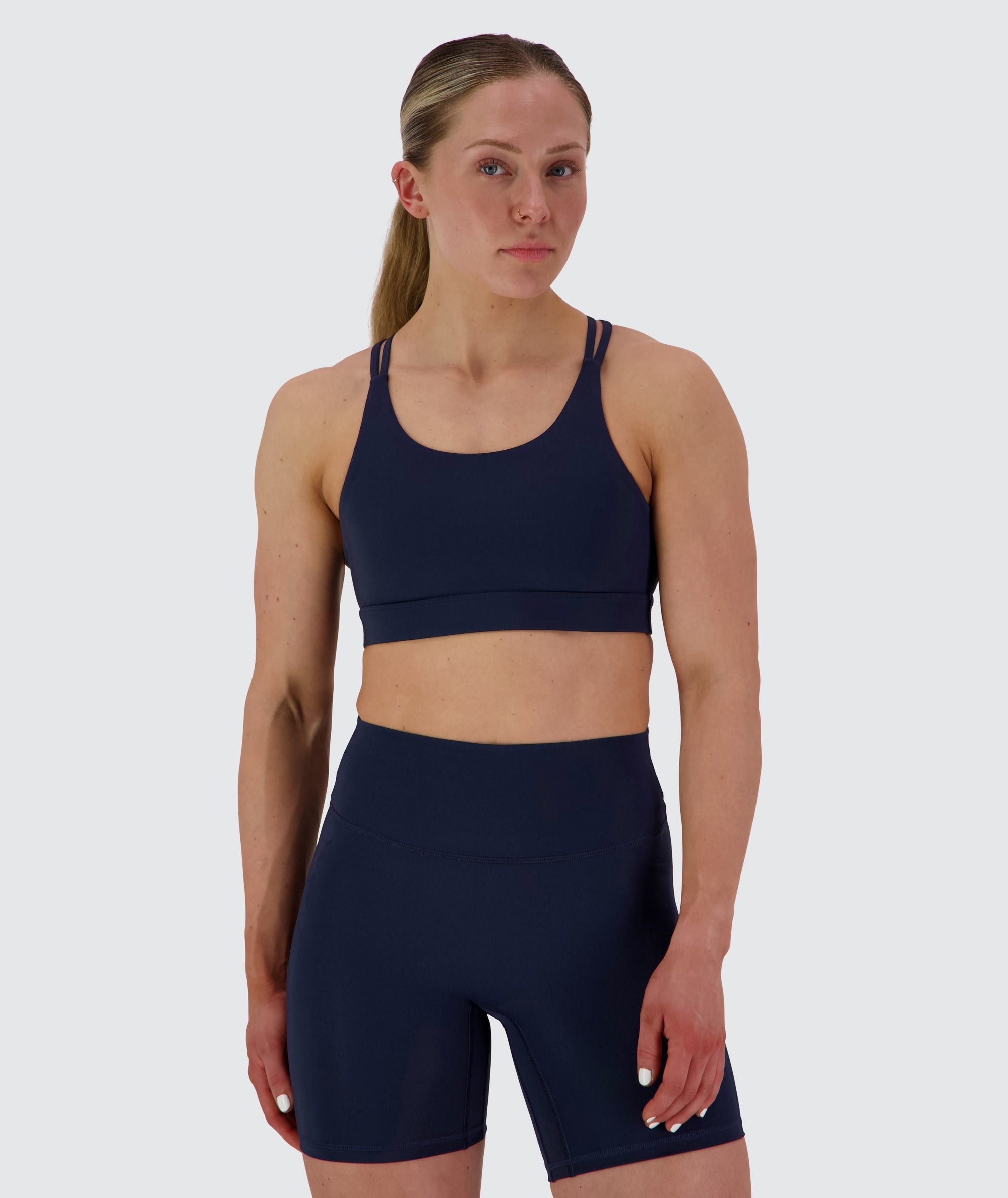 EveryForm Strappy Sports Bra, Model 166 cm / size S #color_dark-navy