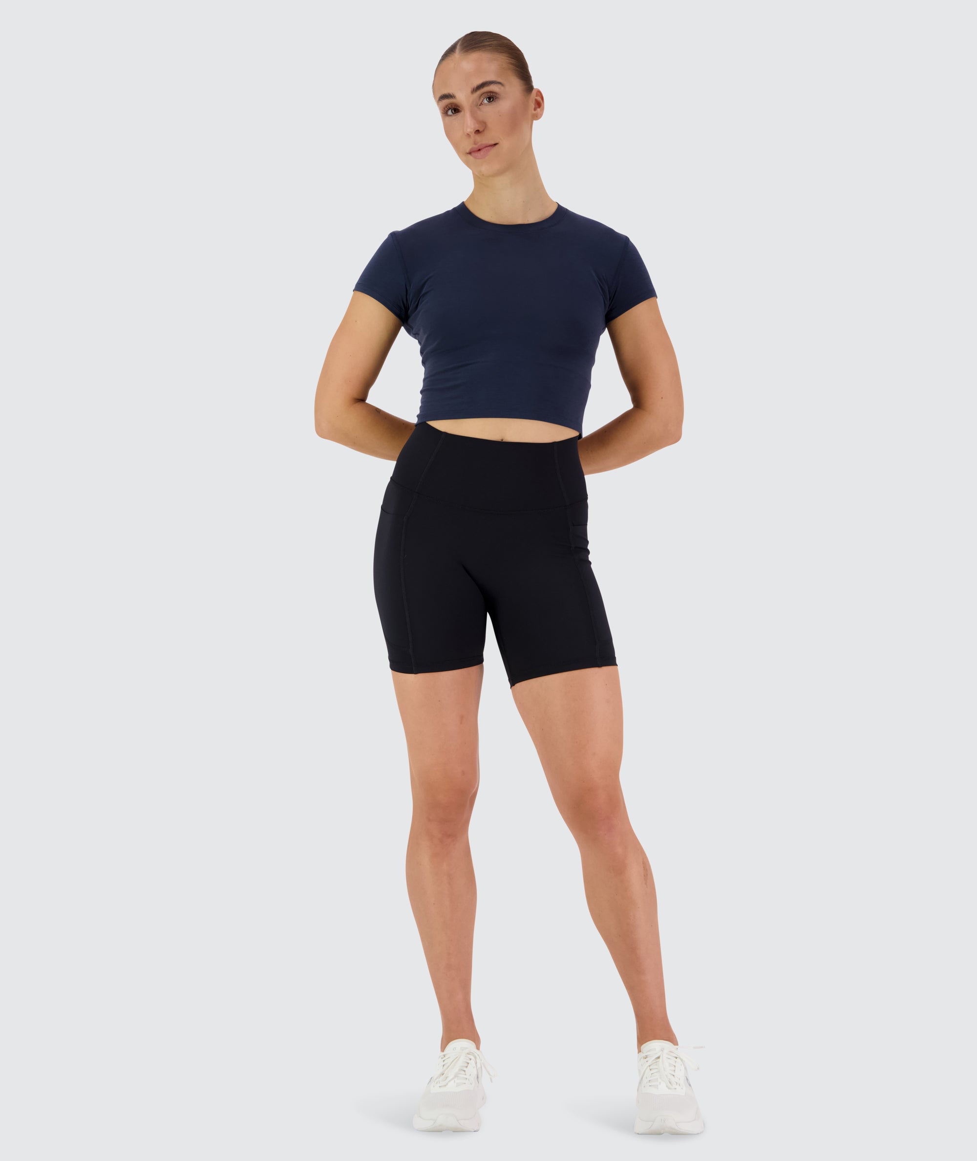 Women's Cropped Short Sleeve Navy, Model 176 cm / size S#color_navy