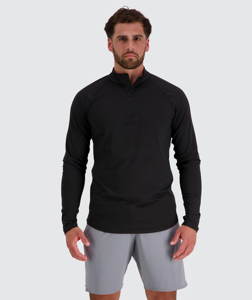 Men's light and sporty half-zip, Model 179 cm / size M#color_black