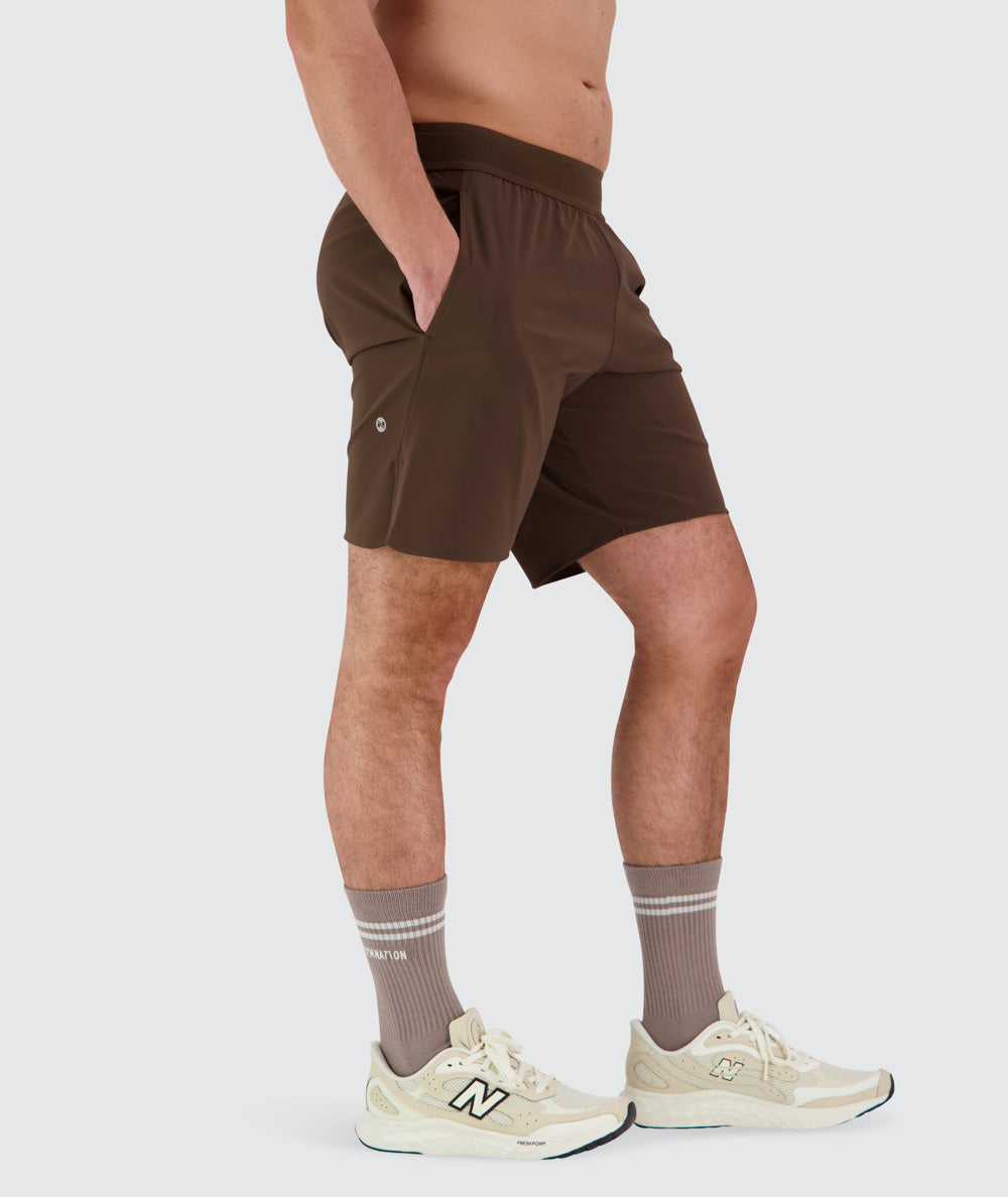 Men's performance shorts#color_coffee-bean