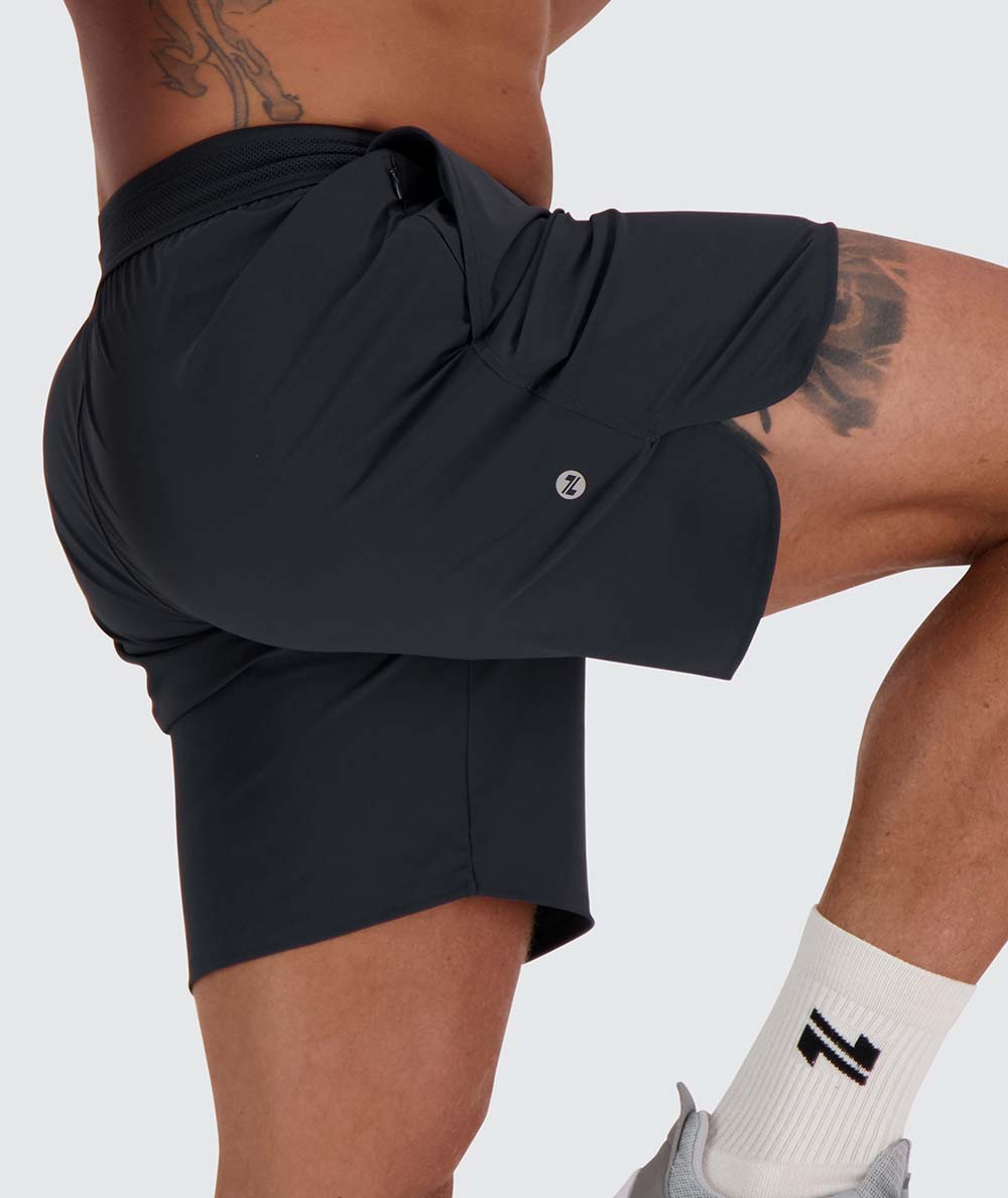 performance shorts#color_dark-grey