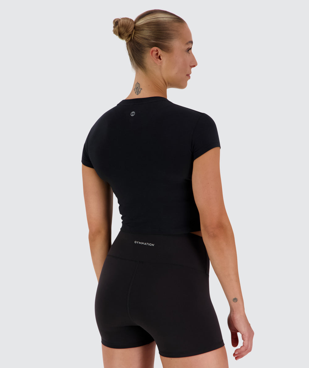 Women's Cropped Short sleeve, Model 176 cm / size S#color_black